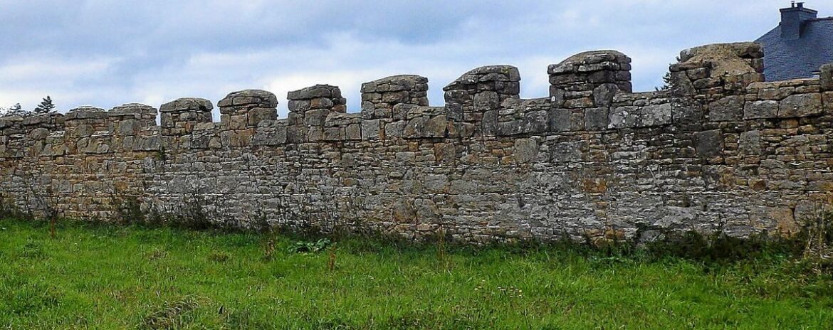 , &Agrave; Camlez, les archives du ch&acirc;teau fort de Kerham consultables lundi 22 et mardi 23 septembre