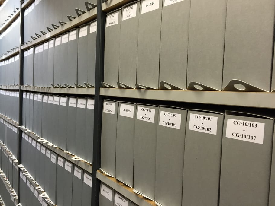 Connaissez-vous cette femme? Les archives folkloriques de Terre-Neuve esp&egrave;rent rendre