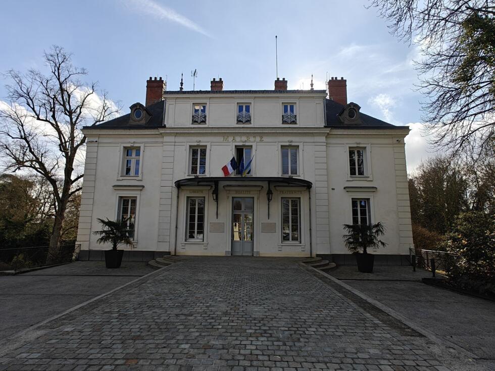 La mairie de Boussy-Saint-Antoine, un ancien ch&acirc;teau du XIVe si&egrave;cle qui a &eacute;t&eacute; transform&eacute; en h&ocirc;tel de ville en 1970, le 9 f&eacute;vrier 2026
