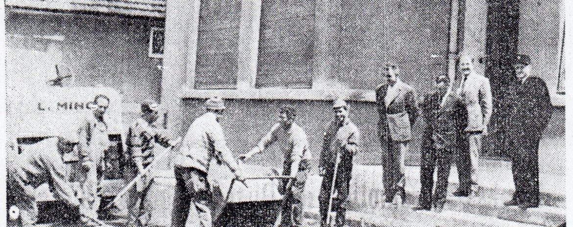 , Dans les archives de &laquo;&nbsp;La Provence&nbsp;&raquo; : en 1966, une place de la mairie flambant neuve &agrave; la Penne-sur-Huveaune